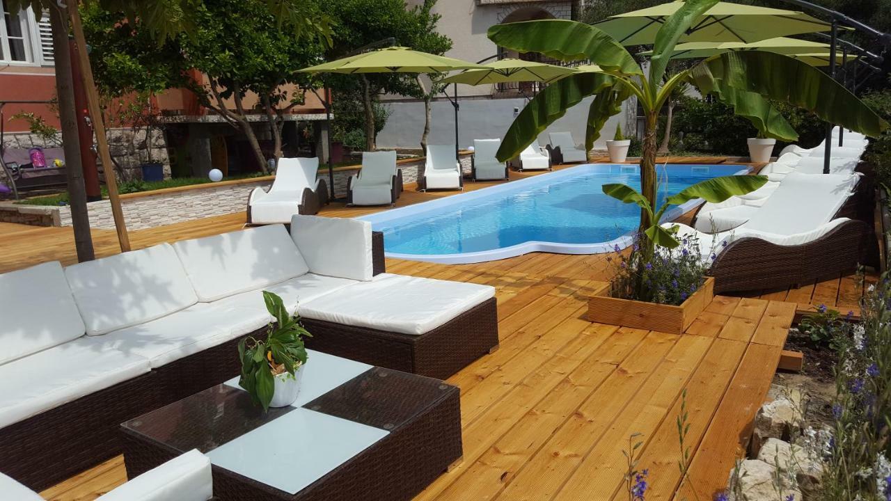 Apartment Peky Rab Town Exterior foto